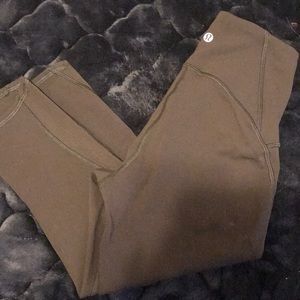 lululemon high waisted crops size 4